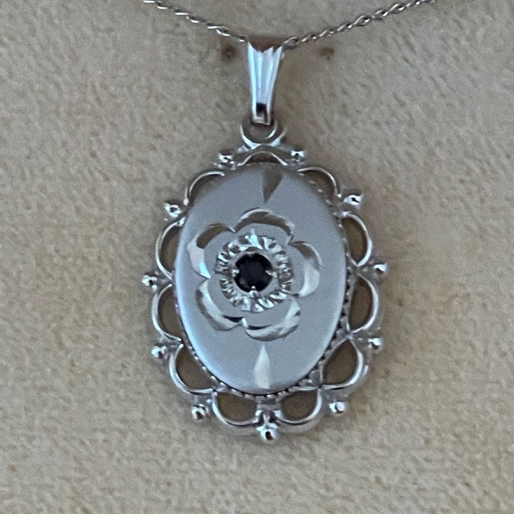 Vintage Sterling Silver With Sapphire Necklace NIB